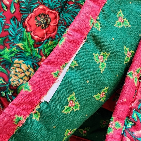 Christmas Quilt - Picture 8 of 9